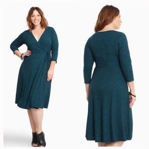 Torrid RIBBED KNIT SURPLICE DRESS (B2-11)